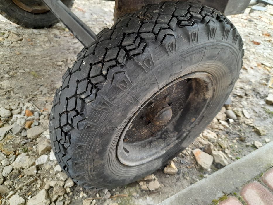 Прицеп самоскид з гальмами до мотоблока