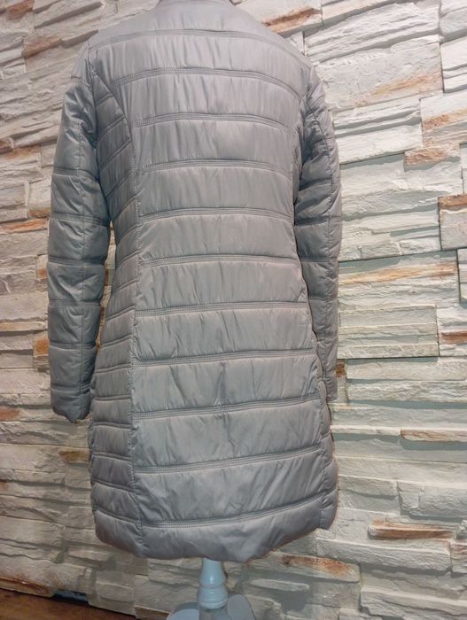 Damski pikowany płaszcz zimowy ze stójką Monari r.42 W.Gr.P.