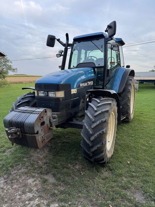 New Holland TM135 pneumatyka.