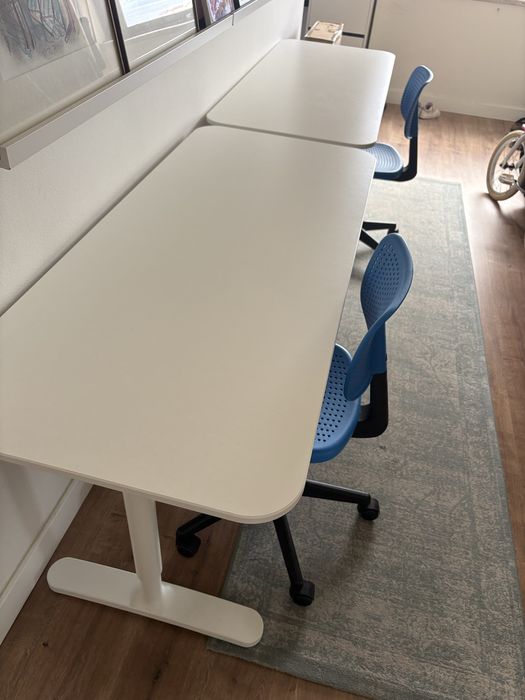 2 x Secretárias Ikea Brancas como novas