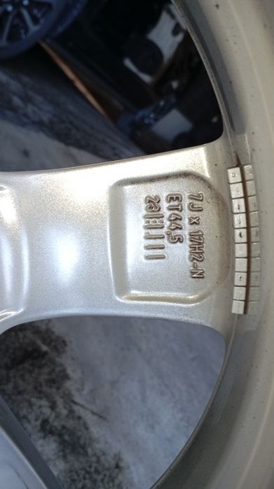 Vendo jantes Mercedes-Benz/Ronal originais em tamanho 17