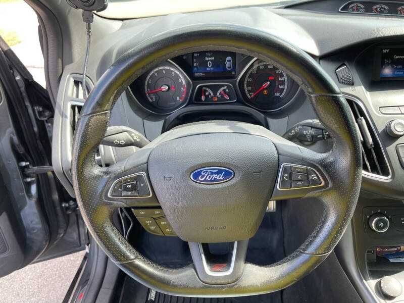 2018 Ford Focus ST
