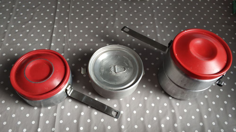 Conjunto de Marmitas em Alumínio Vintage
