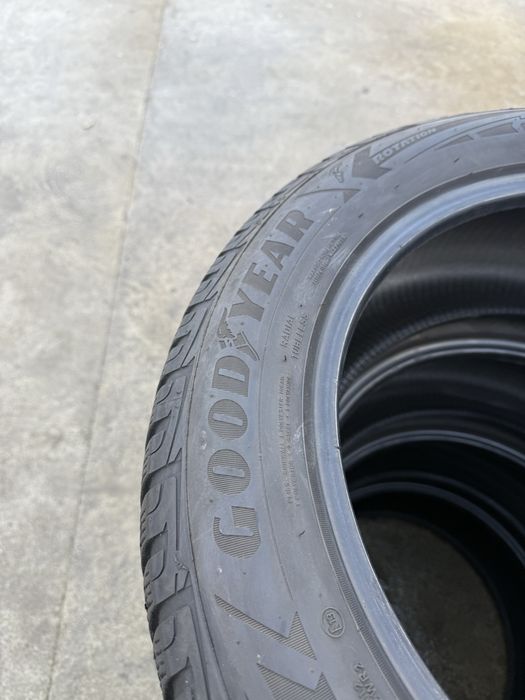 225/55/17 Good Year Ultra Grip