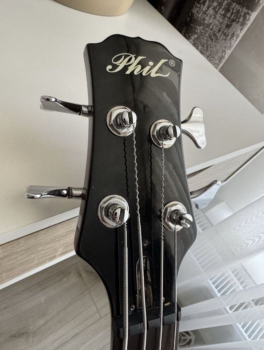 Продам активний бас