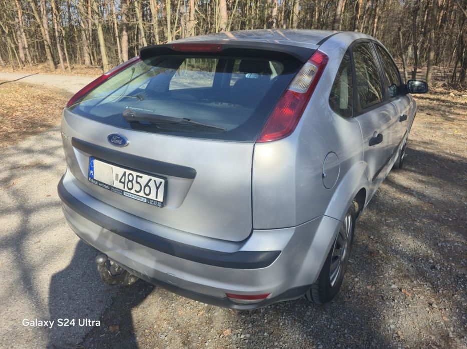 Zadbany ford focus z hakiem benzyna