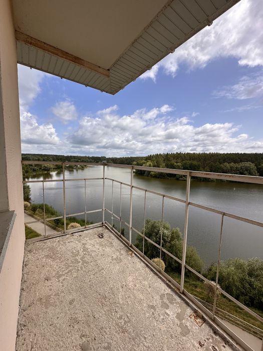 Продаж видова 2-кімн. квартира