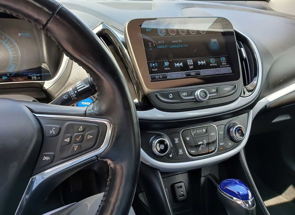Chevrolet Volt Premier      2017