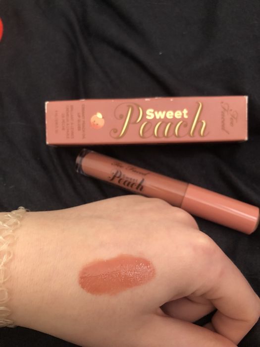 Too Faced creamy peach oil lip gloss błyszczyk