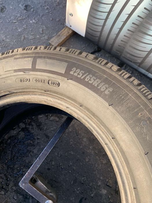 Шини 225/65 R16C пара Michelin зима, 6,4мм 225 65 16C