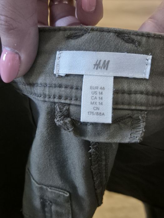 * Spodenki krótkie khaki, rozm 46 H&M