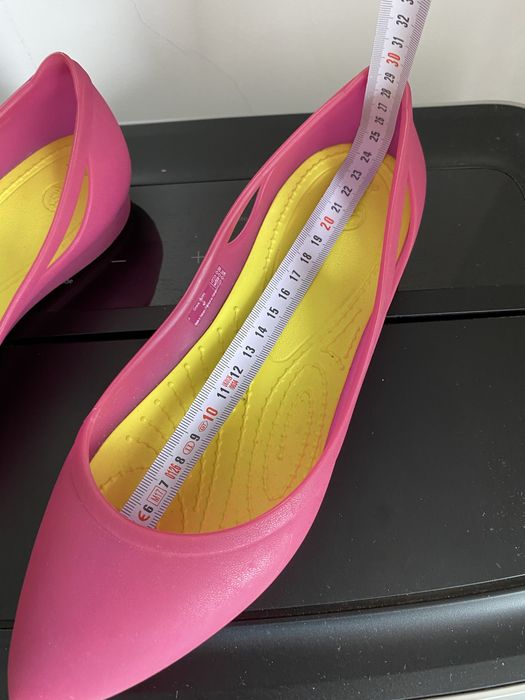Różowe baleriny Crocs Rio Flat r. 37 W7