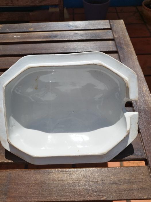 Terrina da Real Fábrica de Sacavém