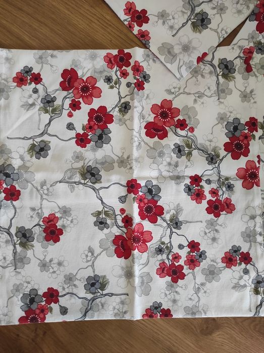 Obrus 90/90 + poszewki 45/45,40/40