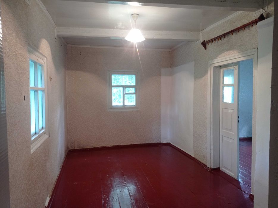 Житловий будинок Кутищі. Можливий обмін на Бус.