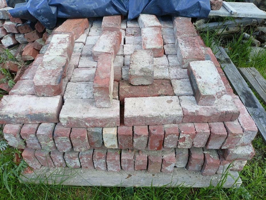 Cegła rozbiórkowa