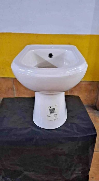 Bidé novo sem uso