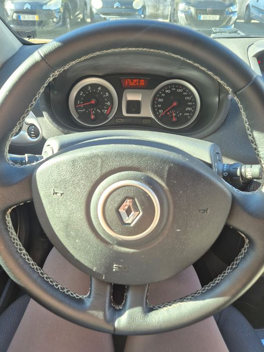 Renault Clio III 1.2 16v  (75cv)  2008
