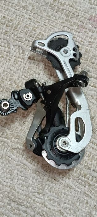 Desviador traseiro Shimano XT M772