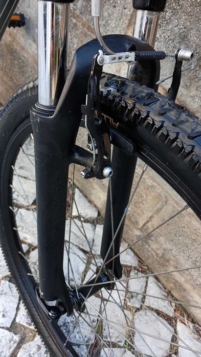 Bicicleta Cinza BTT Rockrider da Decathlon