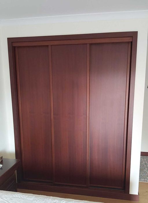 Frentes de dois roupeiros (1,60 x 2,15 m)