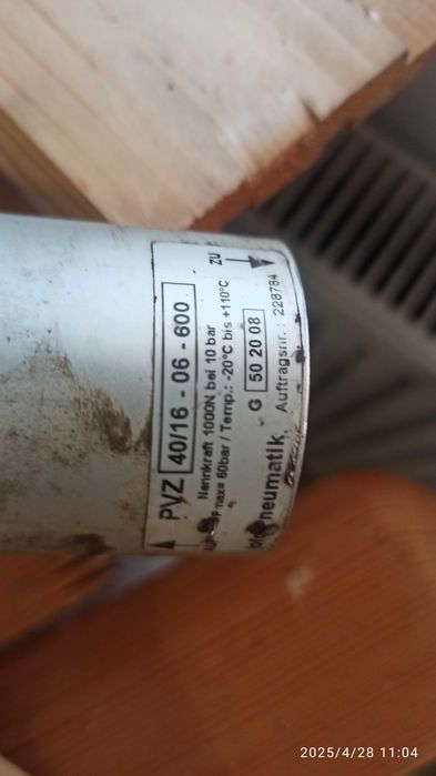 cylinder penumatyczny ,siłownik