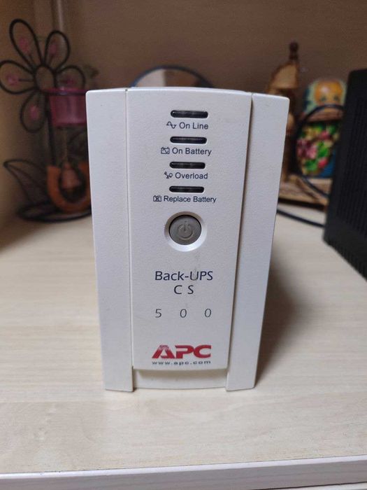 APC Back-UPS 650\500 + батарея в комплект 12В 9Ач CSB (HR1234WF2)