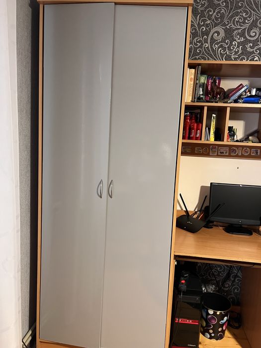 Стінка в дитячу, шафа, полички, стіл для компютера