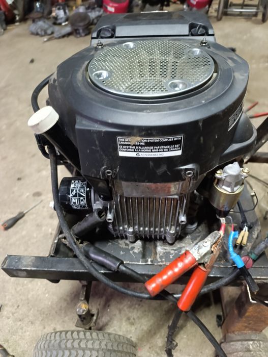Silnik spalinowy Honda gcv 530 17 km2 cyl.  Nr. 2