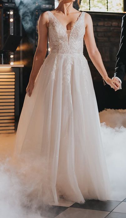 Suknia ślubna Emmel Herm’s Bridal