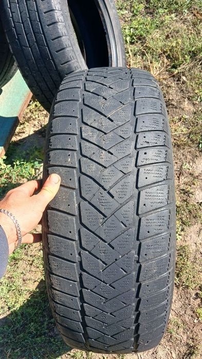 Продам 4 ската до мікроавтобуса Continental і Dunlop
