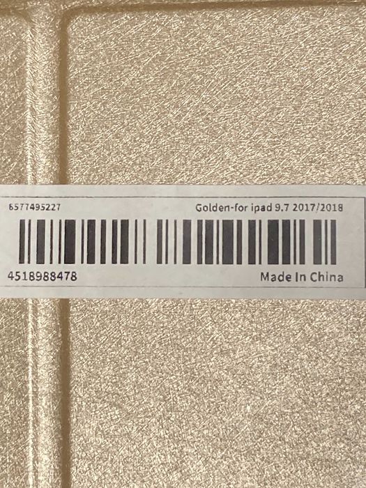 Capa para iPad dourada nova