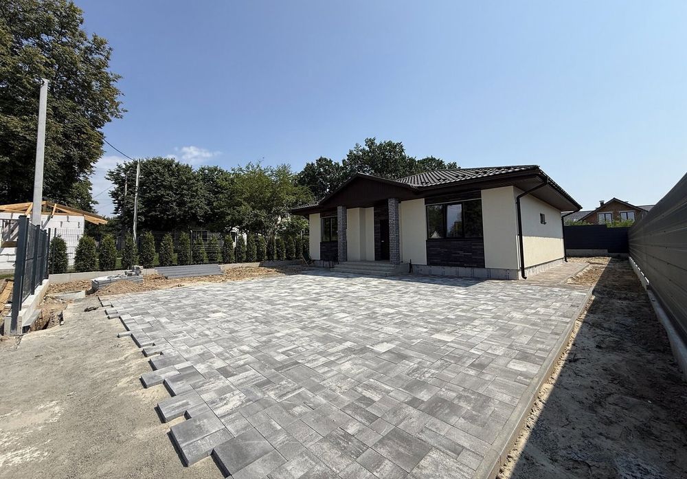 Будинок 105 м² у котеджному містечку | Ділянка до 5,7 соток | Газ | 10 кВт | Закрита територія | Охорона | Без комісії