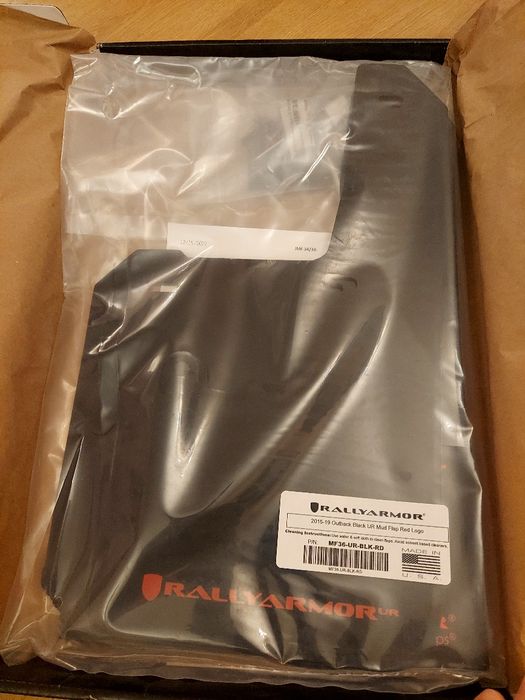 Chlapacze Rally Armor Subaru Outback