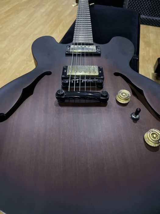 Ephone dot com varias alteracoes, afinadores grover, pickups gibson 57