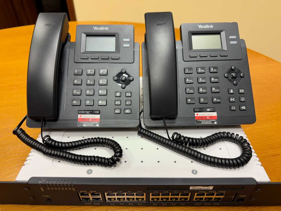 Central Telefónica MITEL + 8 Telefones IP YEALINK