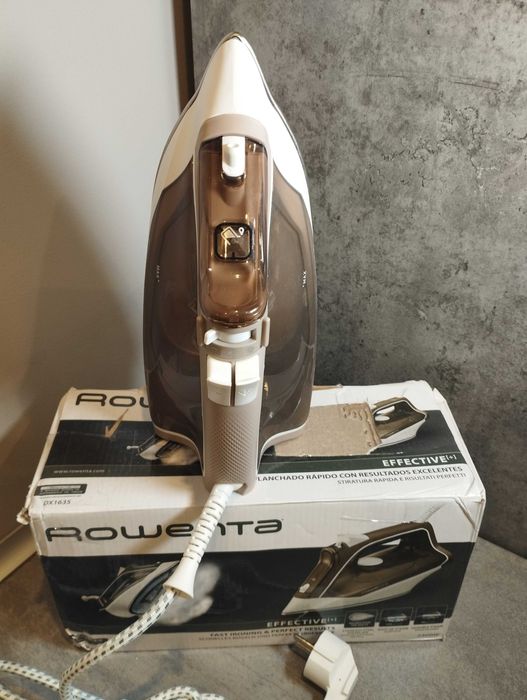 Rowenta Effective Żelazko Parowe