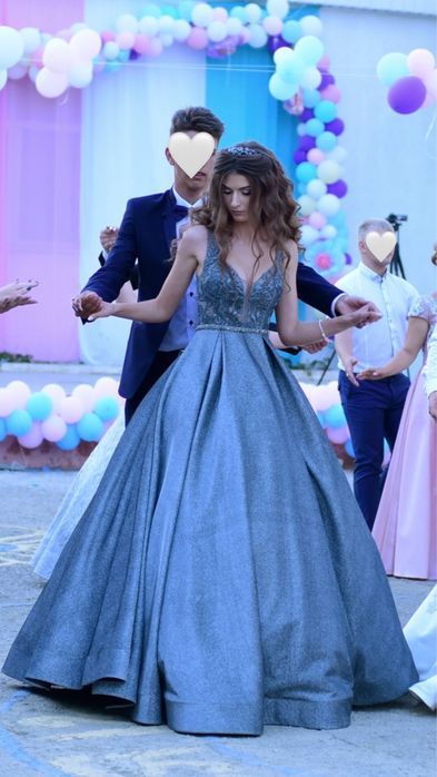 Продам дизайнерське плаття ,сукня випускна від Jovani(одяг)