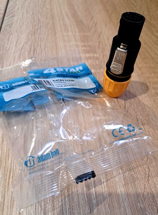 Złącze POWERCON TRUE1-TOP 3P kablowe żeńskie (czarne)