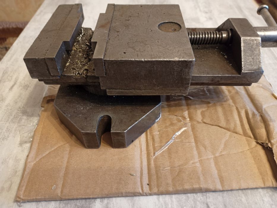 Тиски производства СССР