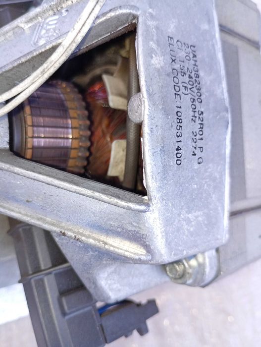 Двигатель стиральной машины Electrolux 108531400