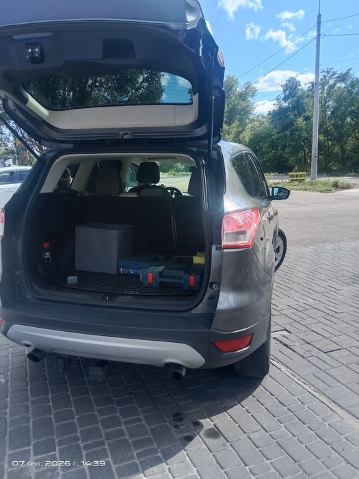Ford Escape 2 л.