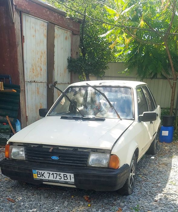 Форд ескорт 1.6