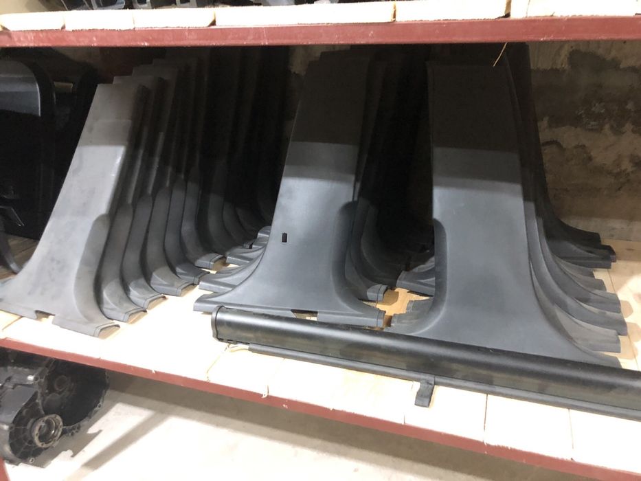 Обшивка багажника пластик салона  Шкода Октавия А5 А7