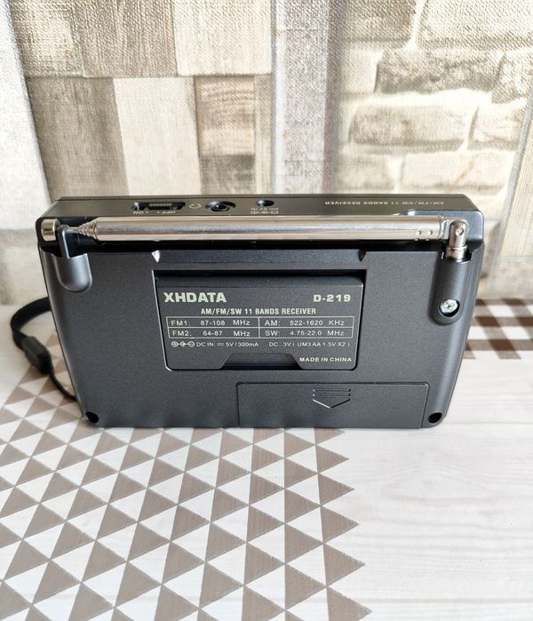 Радиоприемник XHDATA D-219 FM/AM/SW  всеволновой / Батарейки в Подарок