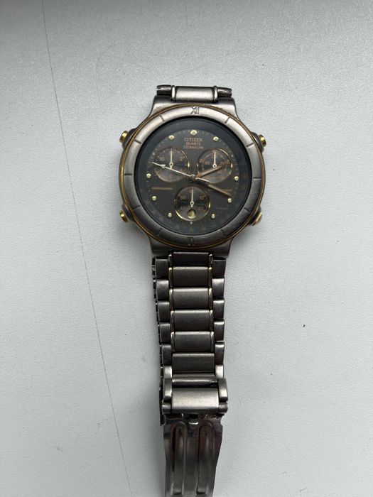 Часы Ситизен  3560  Quartz Chronograph NOS Titanium