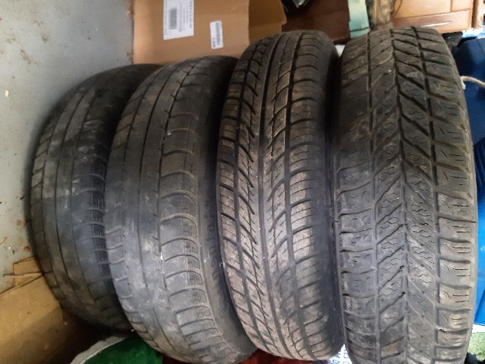airbag + 4 Pneus com jantes - ferro - Daihatsu Sirion