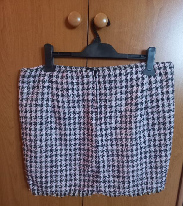 Spódnica w różową pepitkę