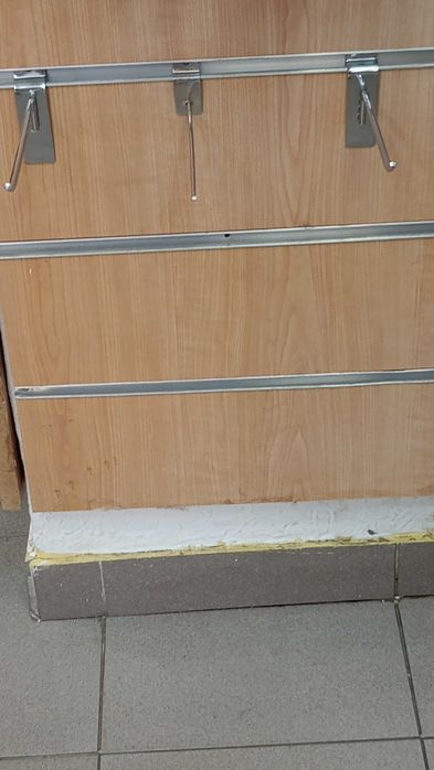 497 Ganchos para expositor