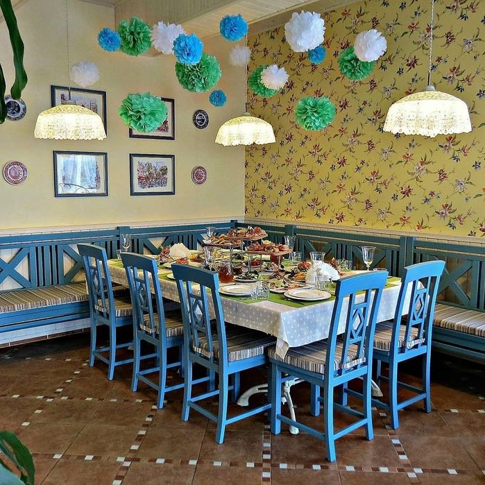 Продаж об'єкта з двох приміщень з діючим кафе в районі автосалонів